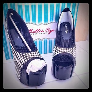 Bettie Page Shoes  by Ellie/ Stilettos